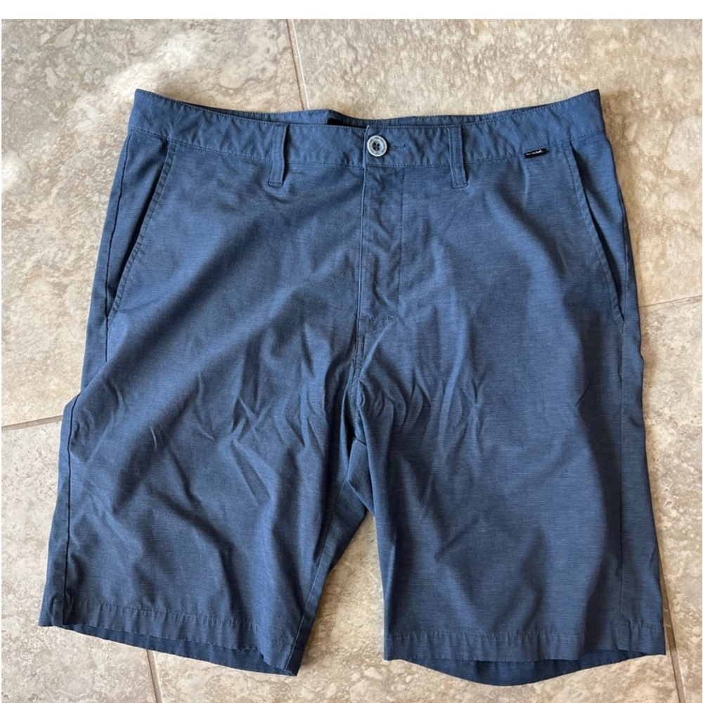 Travis Mathew Beck golf shorts for men